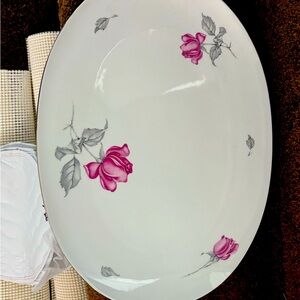 Royal Palantine  675 serving platter